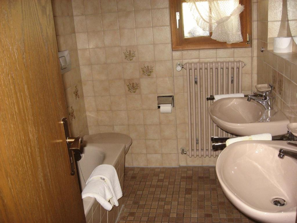 Hotel Straub 3*